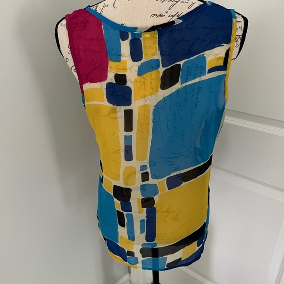 Miss Sasa colorful semi-sheer sleeveless blouse, size medium. - Picture 7 of 8